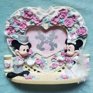 EUC - Vintage Disney Wedding Frame